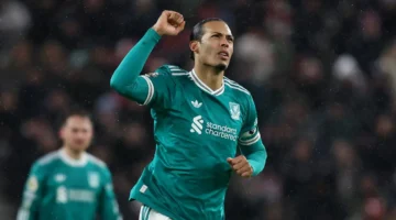 إشادة قائد ليفربول.. فان دايك يوجه رسالة خاصة لنجم برايتون بعد قمة السيتي